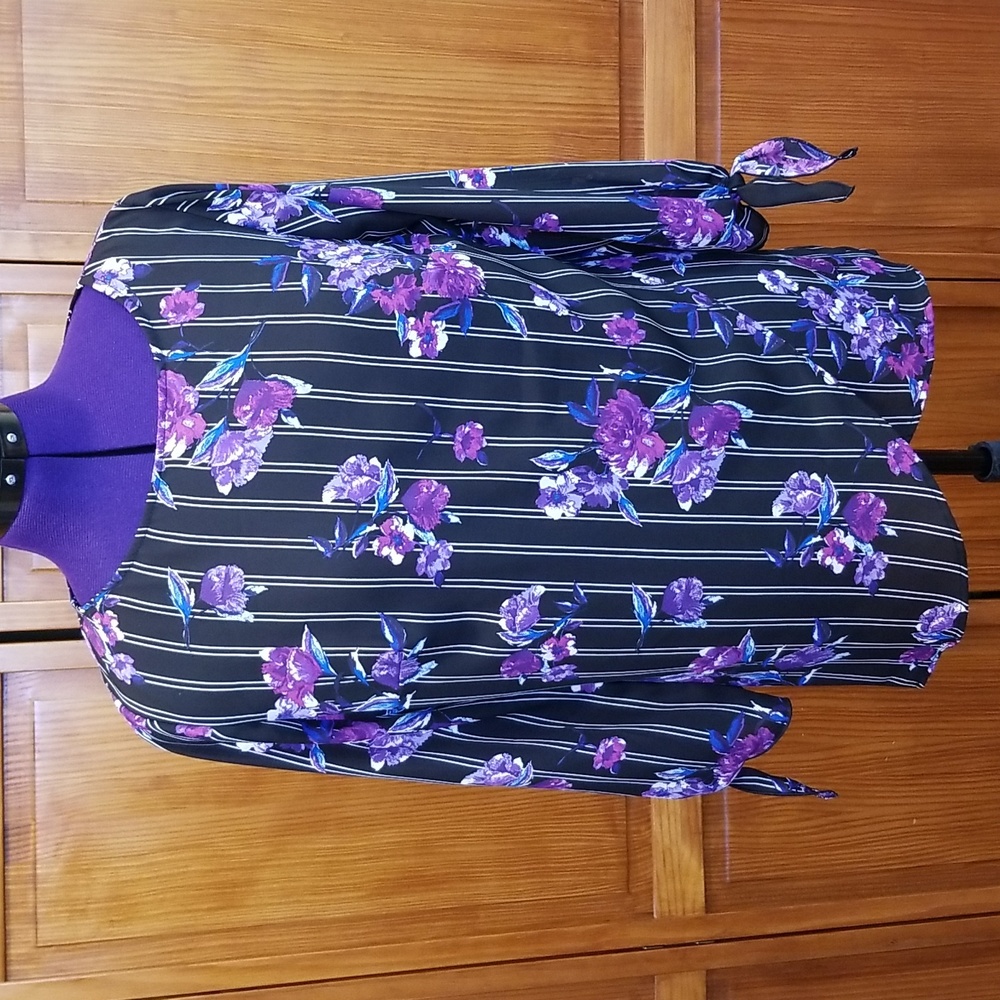 Apartment 9 small blouse